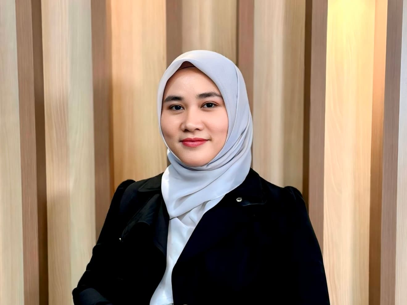 Dr. Neni Susilawati